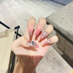 -隅日式美甲美睫專門店