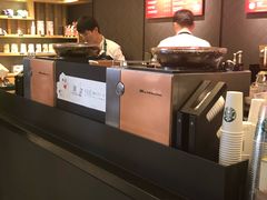 -星巴克(港汇1号办公楼店)