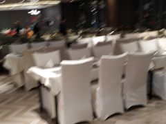 -筠咖啡西餐厅(上海国展宝龙丽筠酒店)