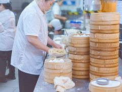 -馋三尺蟹粉小笼(人民广场店)