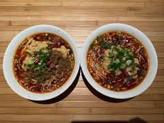-周小波重庆小面·重庆名小吃(邹容路店)