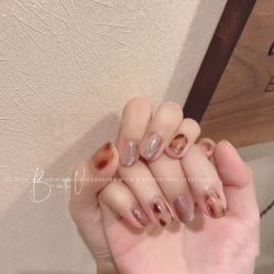 -悦指间美甲美睫