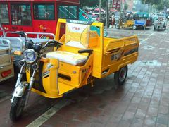 -金彭电动三轮车