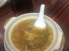 招牌花胶海参煲仔-添發碗仔翅美食