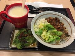 大王香菇卤肉饭-永和大王(香缤店)