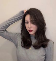 -AYO SALON