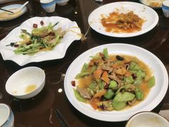 -喜乐餐厅•灯笼虾球首创者•本地小海鲜(二马路店)