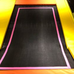 -蹦蹦跳跳(新奥购物中心店)