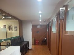 -新东方成人英语学习考试·口语·商务(延安路校区)