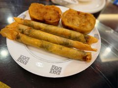 虾仁荠菜春卷-耿福兴(凤凰美食街店)
