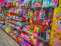 -全家便利店(桂平路店)