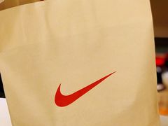 -NIKE上海青浦换季优惠店