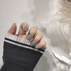 -花岐款式专研健康美甲沙龙