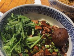 -沪西老弄堂面馆(定西路店)