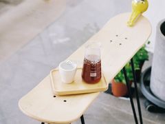 -red donkey coffee