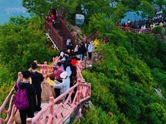 -吉林拉法山