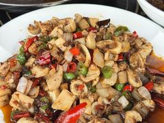 -大众跷脚牛肉馆·非遗传承单位(峨眉山店)