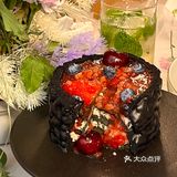 它真的！我哭死…生日🆓布置+送莓果爆浆蛋糕🫐