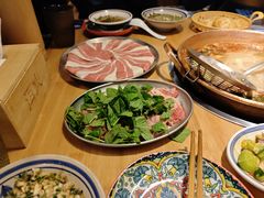 -洱火云南酸菜牛肉火锅(石景山当代商城店)