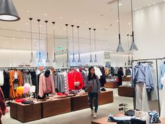 -URBAN REVIVO(西安Momopark店)