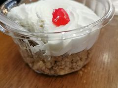 -红宝石·鲜奶小方·海派西点房(莘庄龙之梦店)