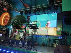 -Famous肥猫墨西哥音乐餐吧(五棵松华熙LIVE店)