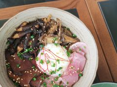 -Ameigo梅果·云贵川bistro(长宁来福士店)