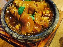 -云海肴·汽锅鸡·云南代表菜(天山百盛优客店)