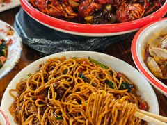 -冶建镜子·老南昌大排档·江西虾王(总店)