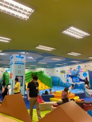 -莫莉幻想儿童乐园(武汉经开永旺店)