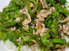 青椒肉丝盖浇饭-老头盖浇饭(南京新街口明瓦廊宏光酒店店)