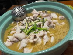 -重庆鸡公煲·青锅花椒鱼(牡丹江路店)