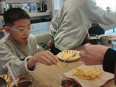 -必胜客(华都店)