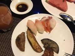 -唐拉雅秀酒店-西锦汇空中BBQ·思创餐厅