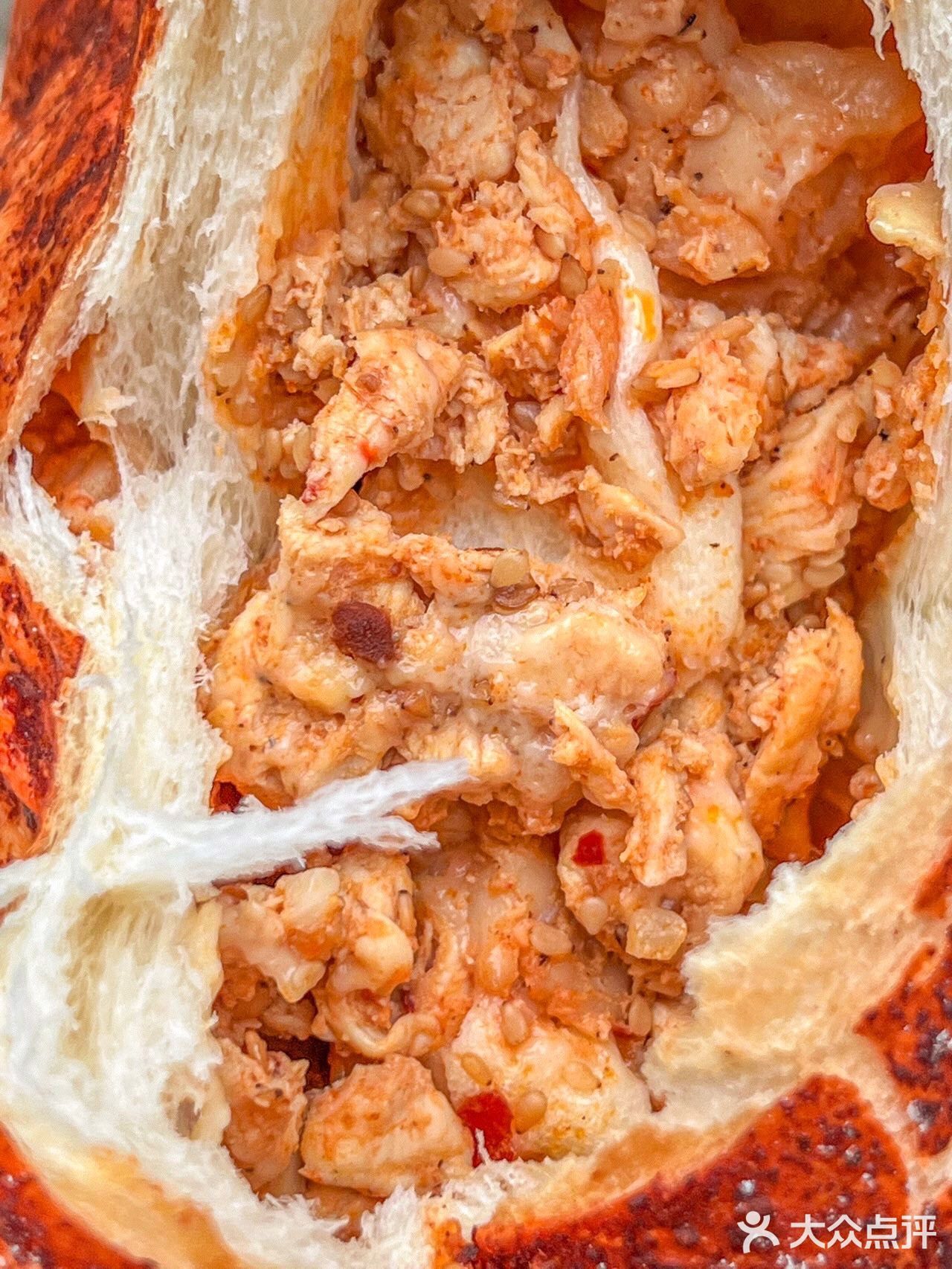 成都首家崎本の店❗️小龙虾吐司竟然全是虾肉