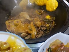 -人民公社铁锅炖·东北菜(卫国道店)