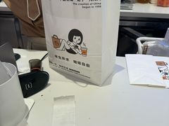 -华荣西饼(列东店)