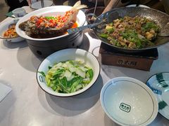 -费大厨辣椒炒肉(黄兴中心广场店)