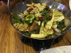 -春天里·老街坊餐厅(港隆广场店)