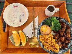 招牌卤肉饭-荏苒