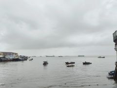-侨港海滩