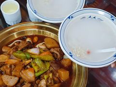 -牛一嘴·兰州牛肉面·大盘鸡(财富中心店)