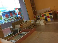 -乐悠游亲子游泳俱乐部