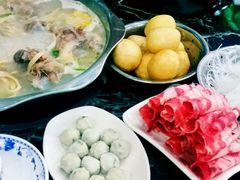 -东东骨头王火锅城(宝山店)