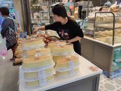 面包甜点陈列柜-面包新语(滨湖万达店)