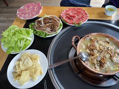 -银同牦牛肉火锅