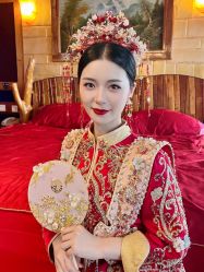-莫小姐婚纱