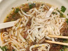 -湘人龙记老长沙米粉(鸟巢店)