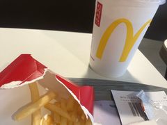 -麦当劳(东方时代广场分店)