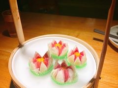 荷花酥-弄堂里(雨花客厅店)